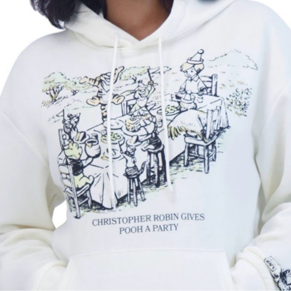 NWT Disney Winnie The Pooh Party Off White Hoodies